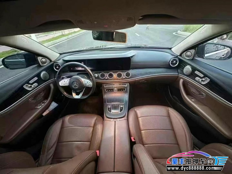 19年奔驰E轿车抵押车出售