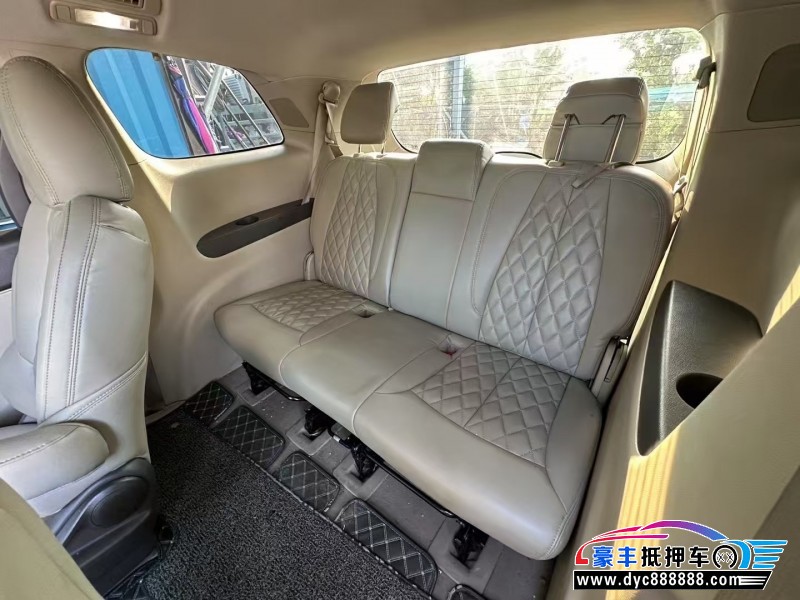 13年别克GL8轿车抵押车出售