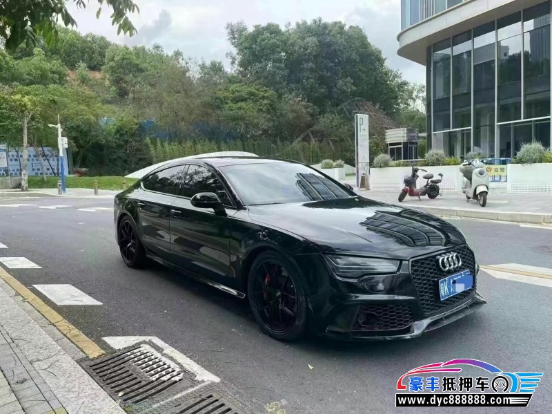 17年奥迪S7轿车抵押车出售