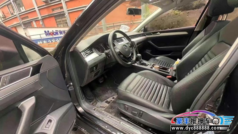 18年大众迈腾轿车抵押车出售