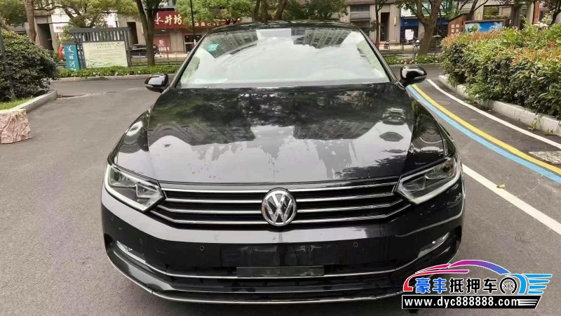 18年大众迈腾轿车抵押车出售