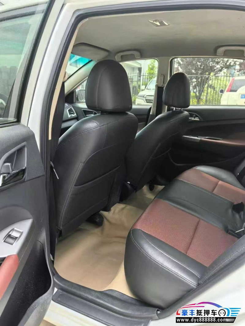 15年比亚迪f3轿车抵押车出售