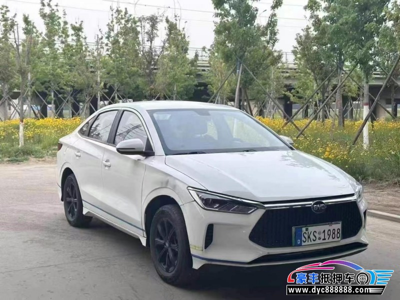 22年比亚迪E3轿车抵押车出售