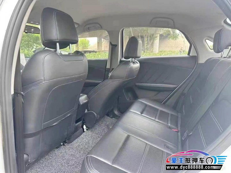 22年比亚迪E3轿车抵押车出售