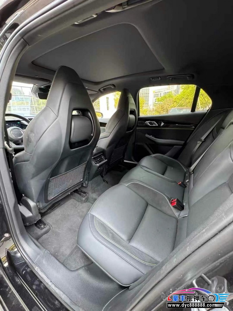 23年领克03轿车抵押车出售