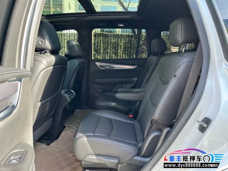 21年凯迪拉克xt6轿车抵押车出售