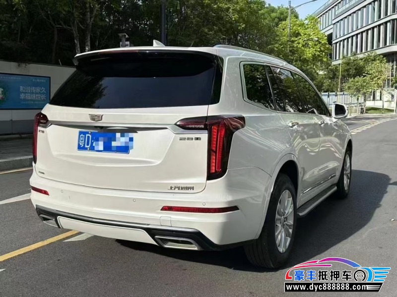 21年凯迪拉克xt6轿车抵押车出售