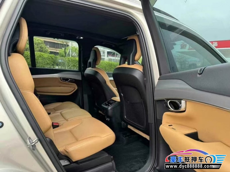 18年沃尔沃XC90轿车抵押车出售