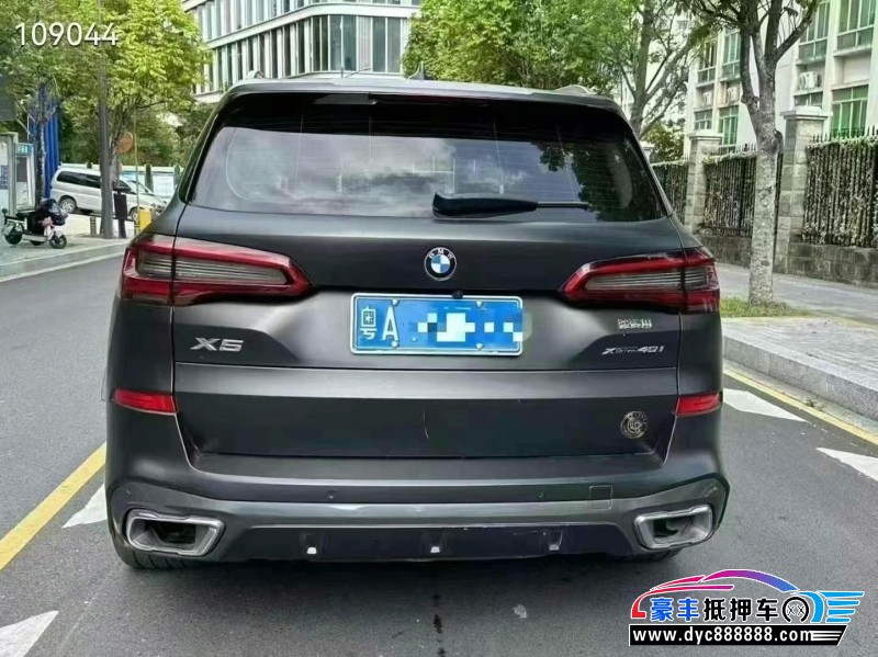 20年宝马X5轿车抵押车出售