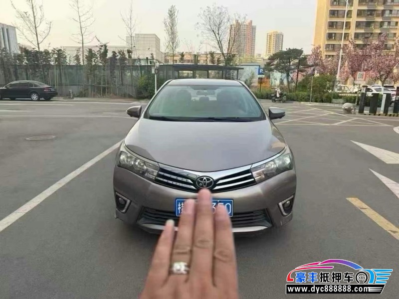 15年丰田卡罗拉轿车抵押车出售