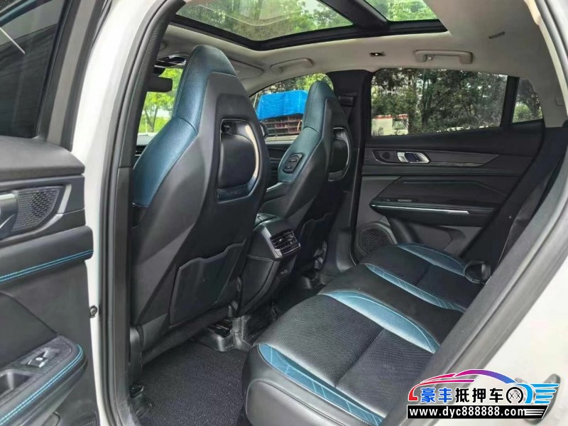 22年领克05轿车抵押车出售