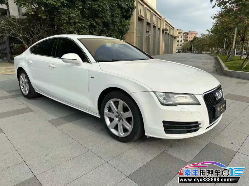 13年奥迪A7轿车抵押车出售