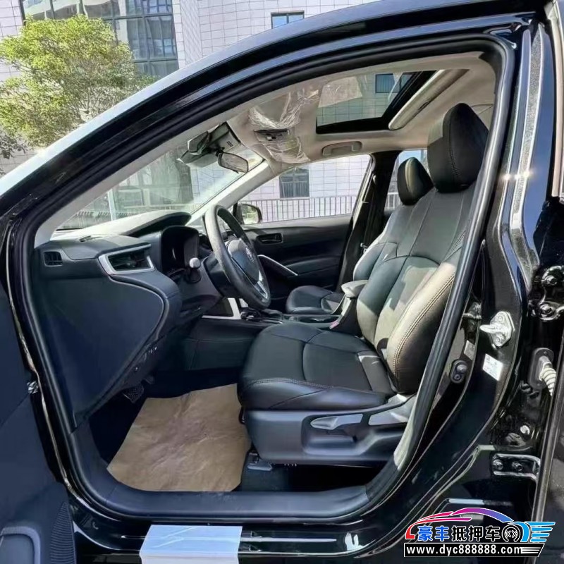 25年丰田锋兰达轿车抵押车出售