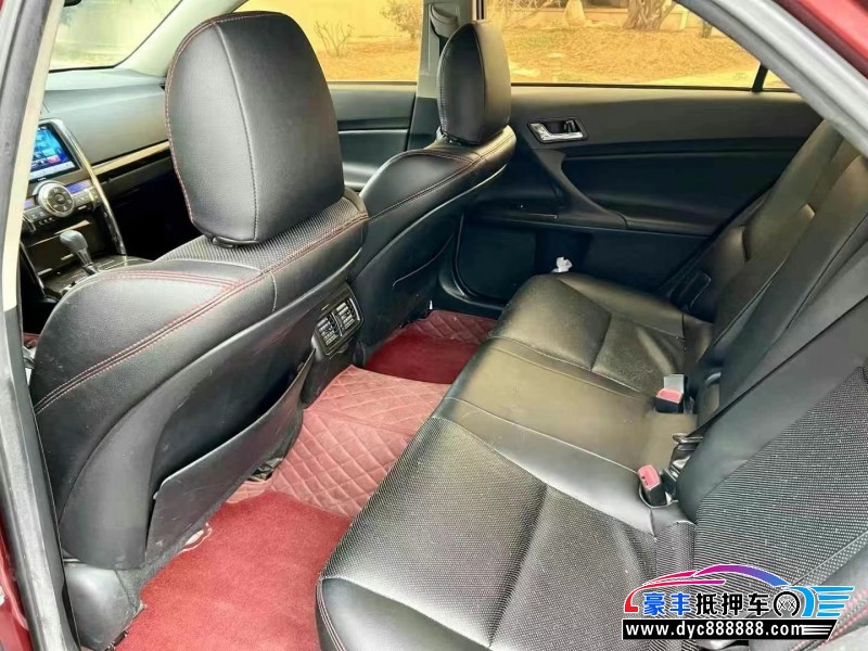 14年丰田锐志轿车抵押车出售