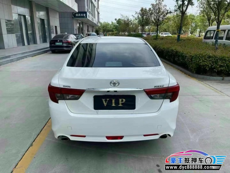 16年丰田锐志轿车抵押车出售