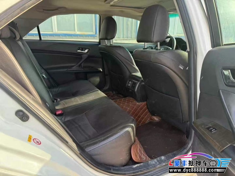 16年丰田锐志轿车抵押车出售