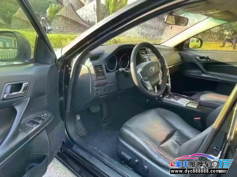 17年丰田锐志轿车抵押车出售