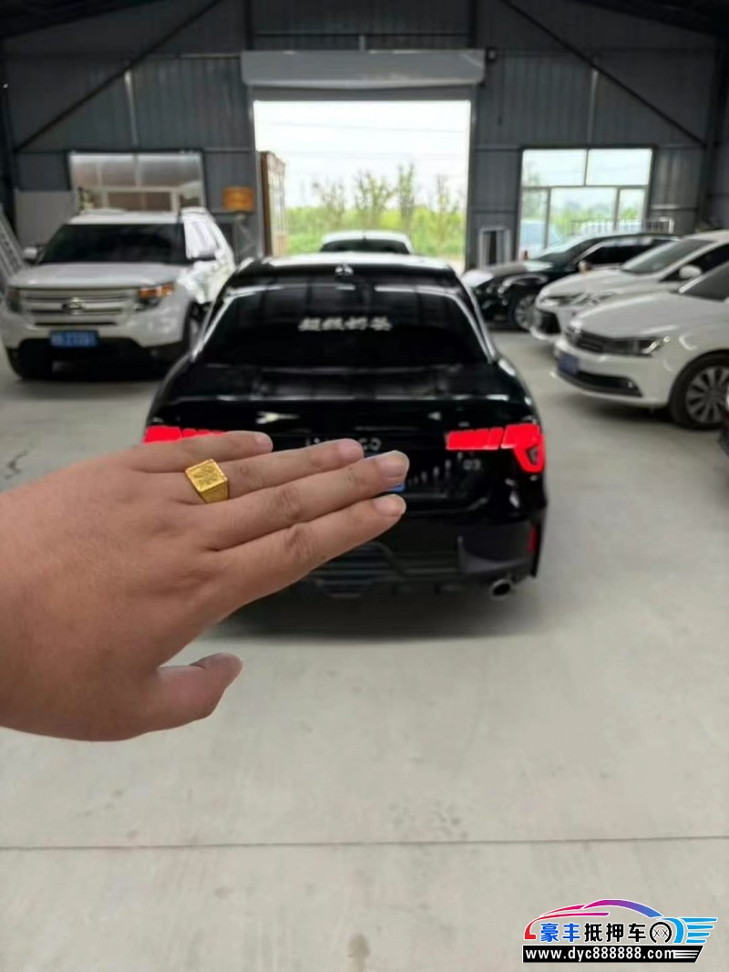 21年领克03轿车抵押车出售