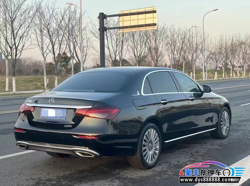 23年奔驰E轿车抵押车出售