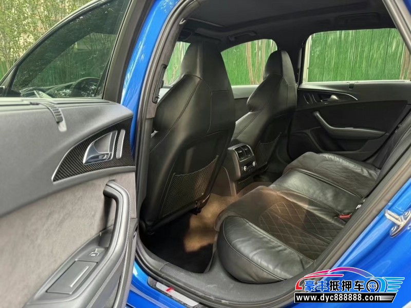 16年奥迪RS 6轿车抵押车出售