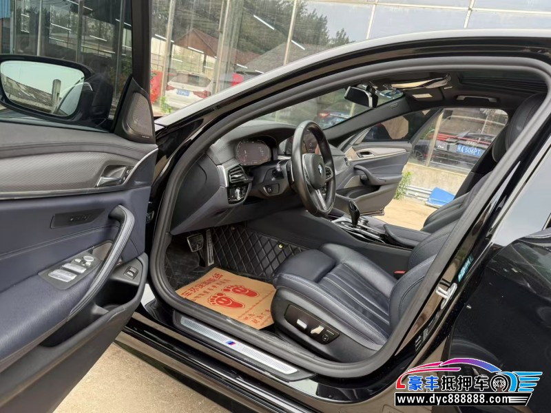 19年宝马5系轿车抵押车出售