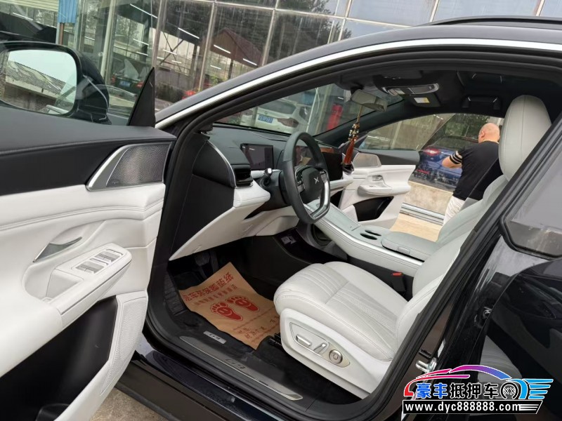 24年小鹏汽车G9轿车抵押车出售