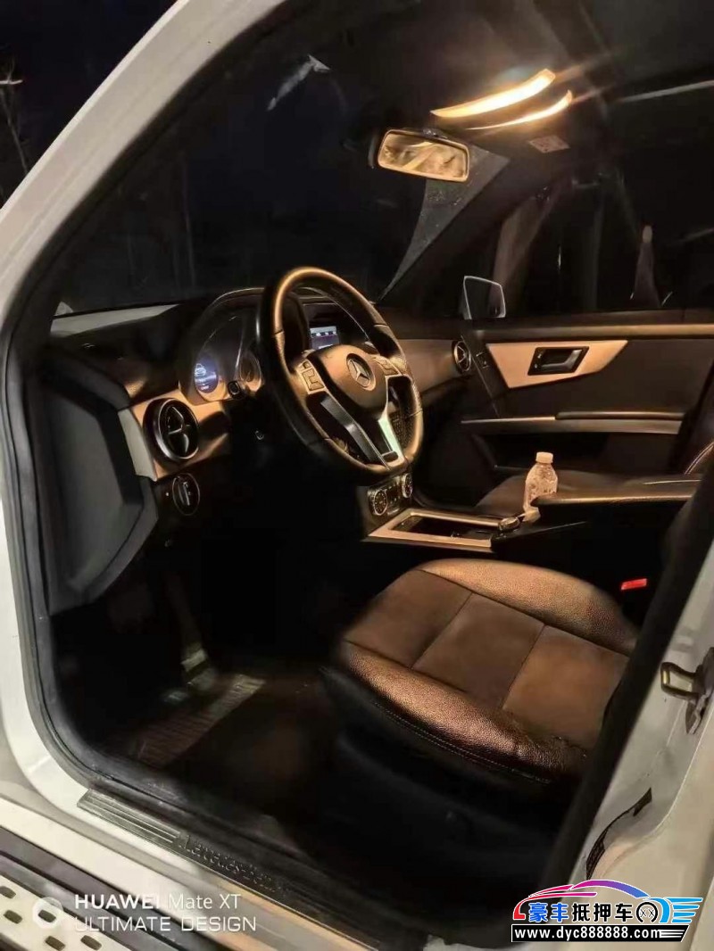 15年奔驰GLK轿车抵押车出售