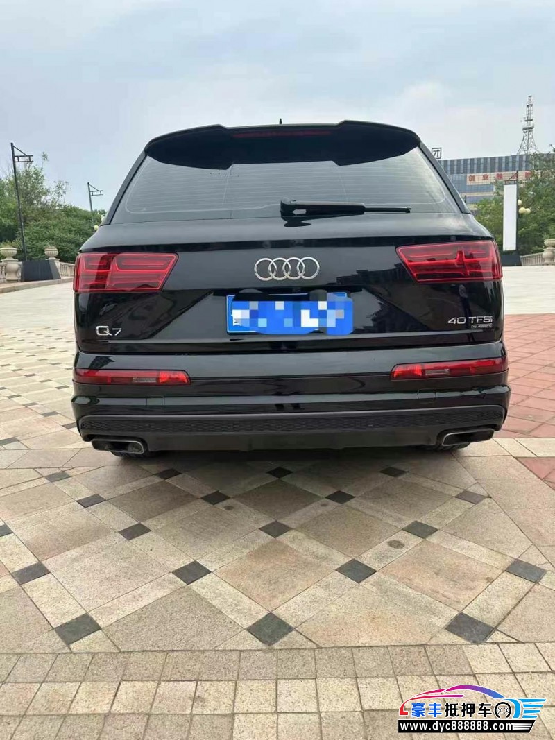 19年奥迪Q7轿车抵押车出售