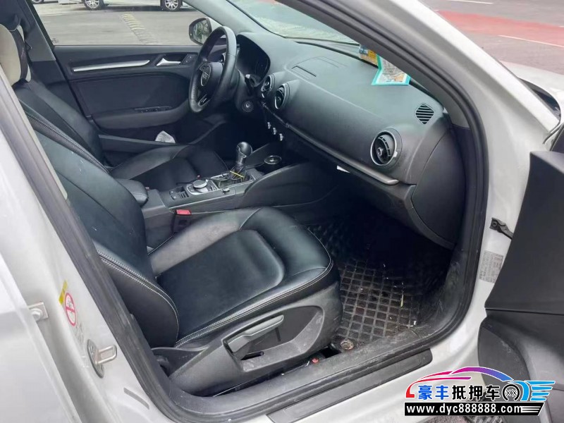 21年奥迪A3轿车抵押车出售