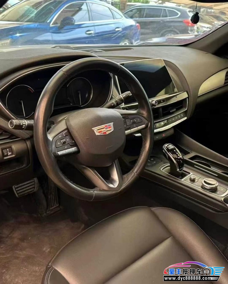 21年凯迪拉克CT5轿车抵押车出售