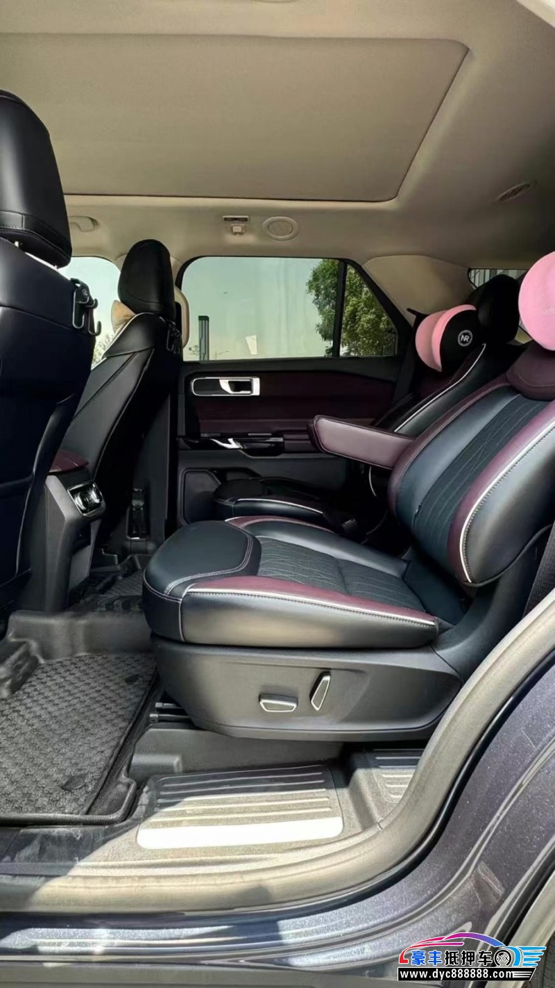 23年福特探险者轿车抵押车出售