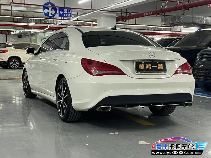 15年奔驰CLA轿车抵押车出售