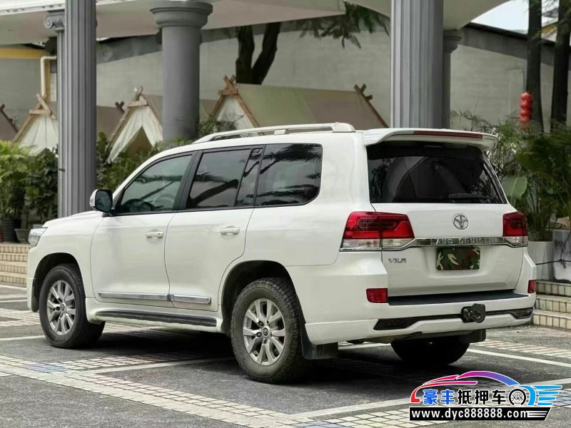 18年丰田兰德酷路泽（陆巡）轿车抵押车出售