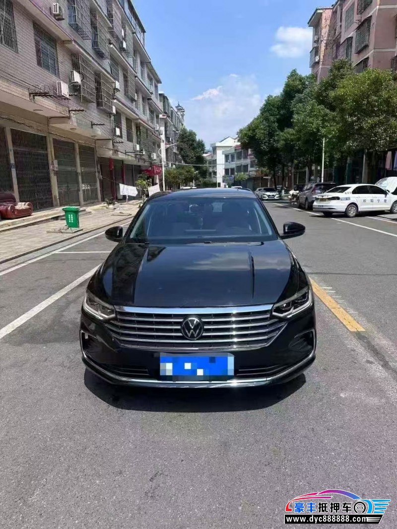 抵押车出售23年大众朗逸轿车