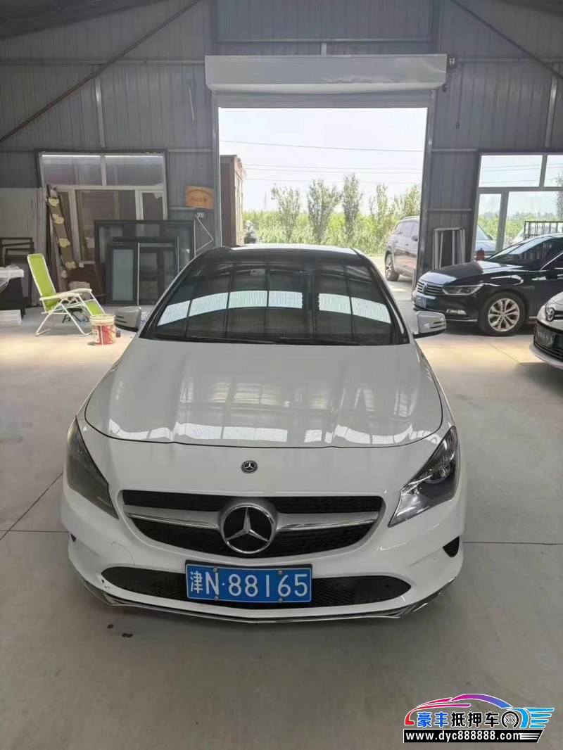 18年奔驰CLA轿车抵押车出售
