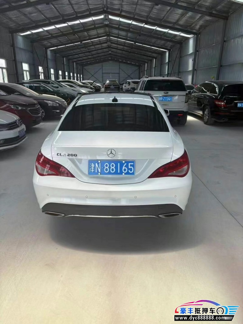 18年奔驰CLA轿车抵押车出售