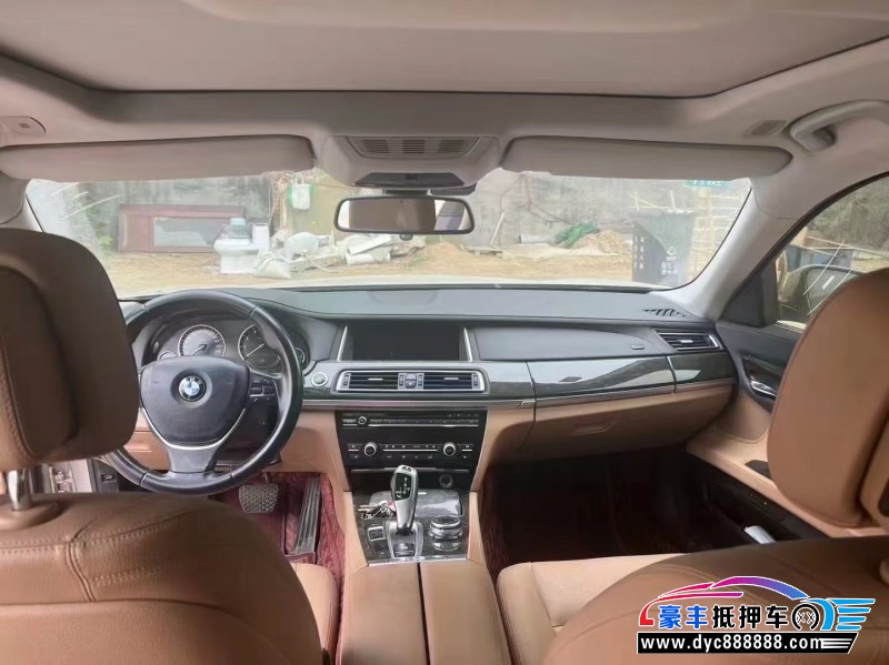 15年宝马7系轿车抵押车出售