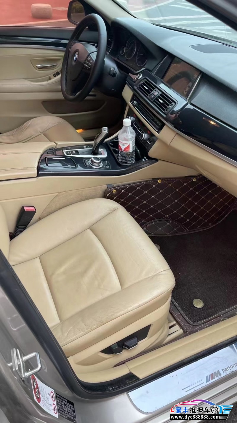 12年宝马5系轿车抵押车出售