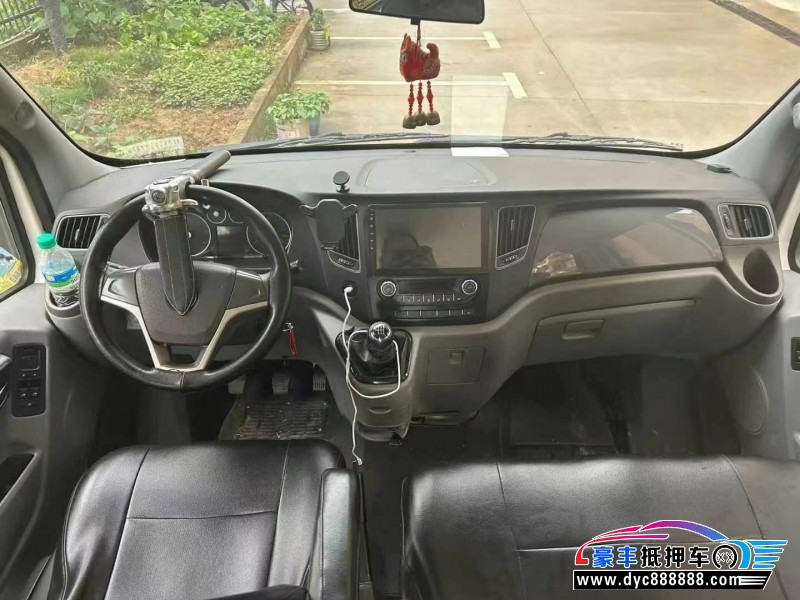 21年福田图雅诺轿车抵押车出售