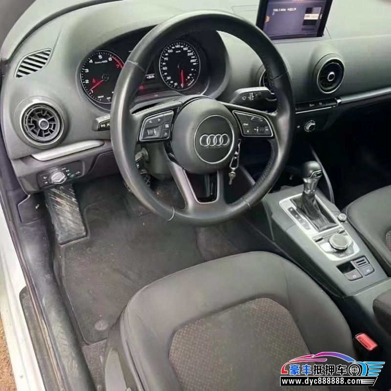 21年奥迪A3轿车抵押车出售