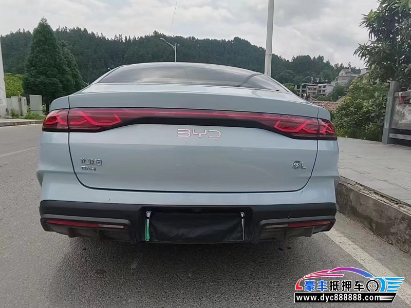 24年比亚迪秦轿车抵押车出售