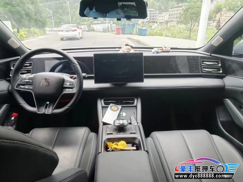 24年比亚迪秦轿车抵押车出售