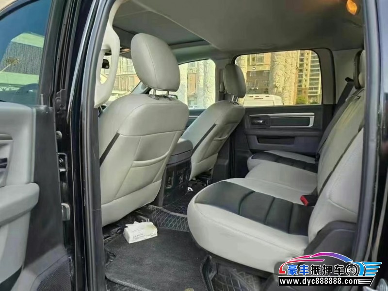 23年道奇公羊轿车抵押车出售