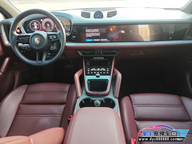 24年保时捷卡宴SUV抵押车出售