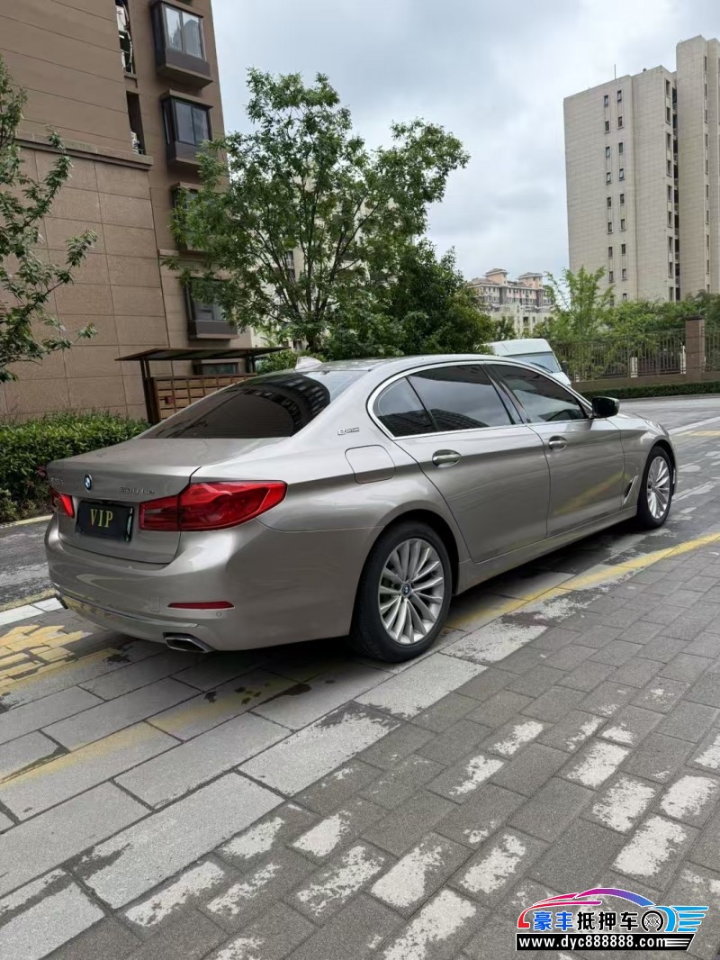 19年宝马5系轿车抵押车出售