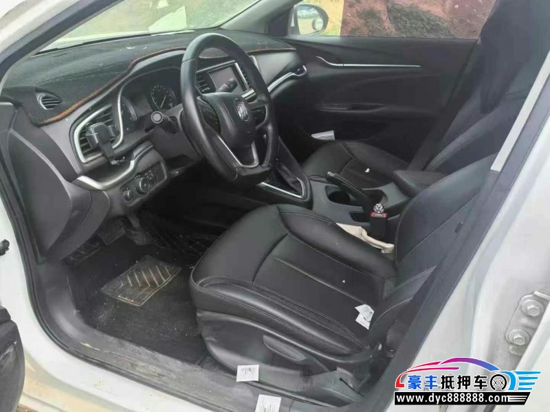 20年别克英朗轿车抵押车出售