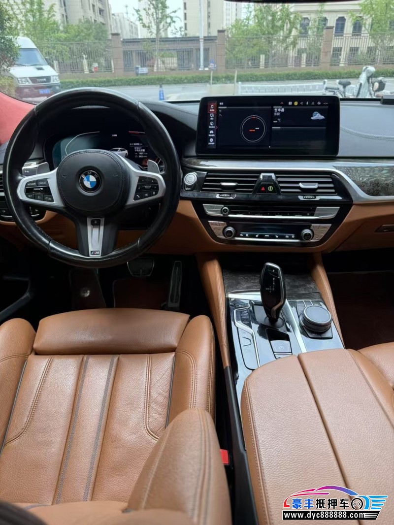 21年宝马6系GT轿车抵押车出售