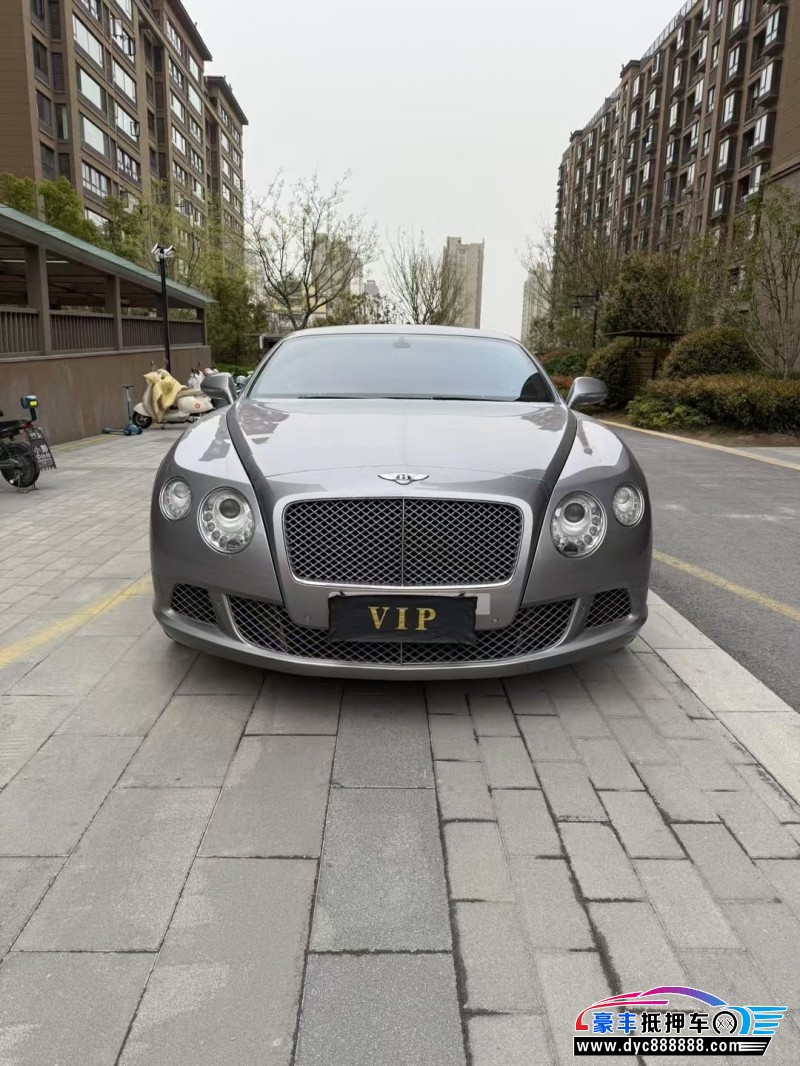 12年宾利欧陆轿车抵押车出售