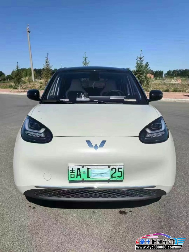 23年五菱缤果轿车抵押车出售