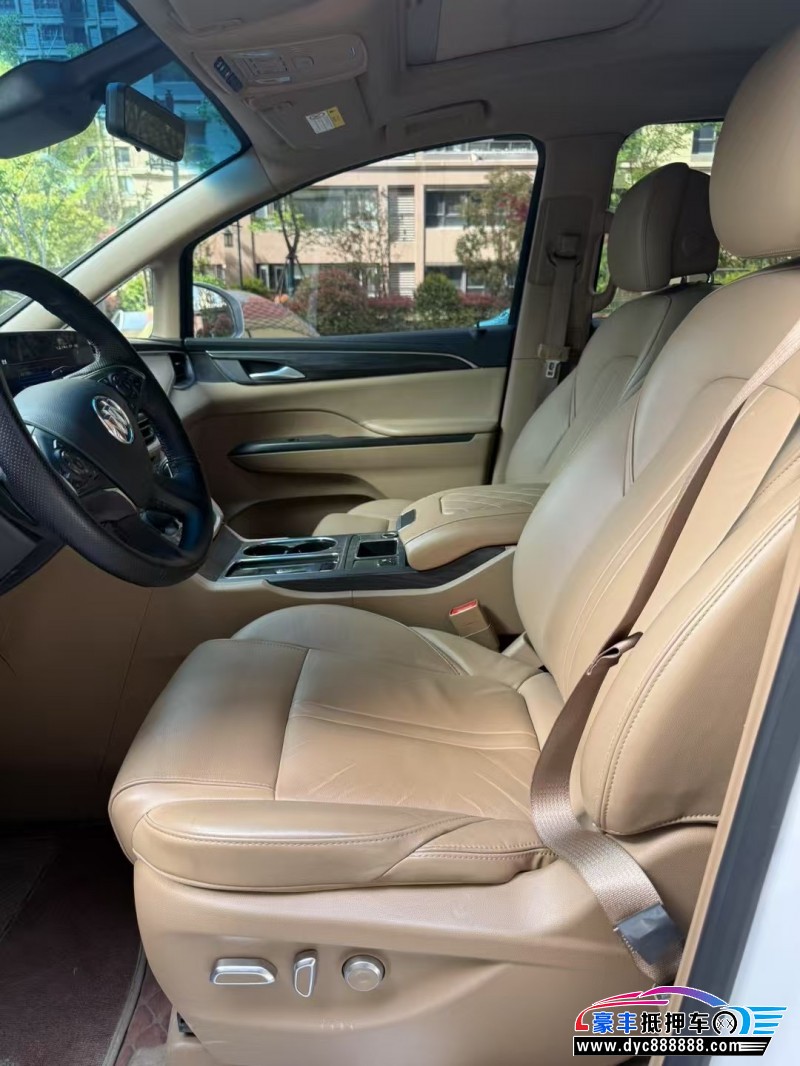 21年别克GL8轿车抵押车出售